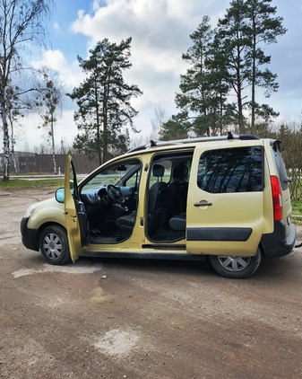 Citroen Berlingo cena 16500 przebieg: 298000, rok produkcji 2009 z Białystok małe 67